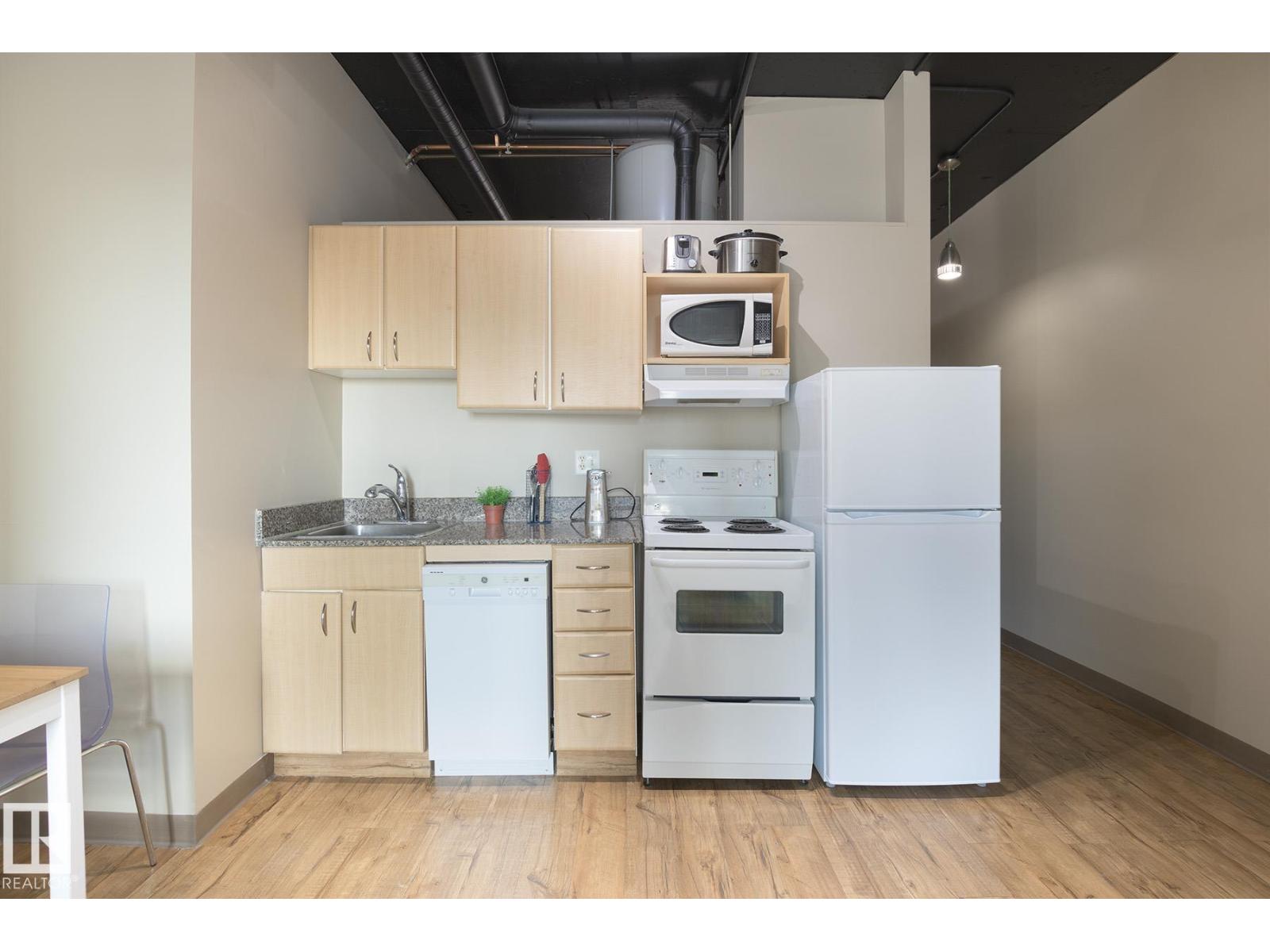 #412 10024 Jasper Av NW, Edmonton, Alberta  T5J 1R9 - Photo 7 - E4492372
