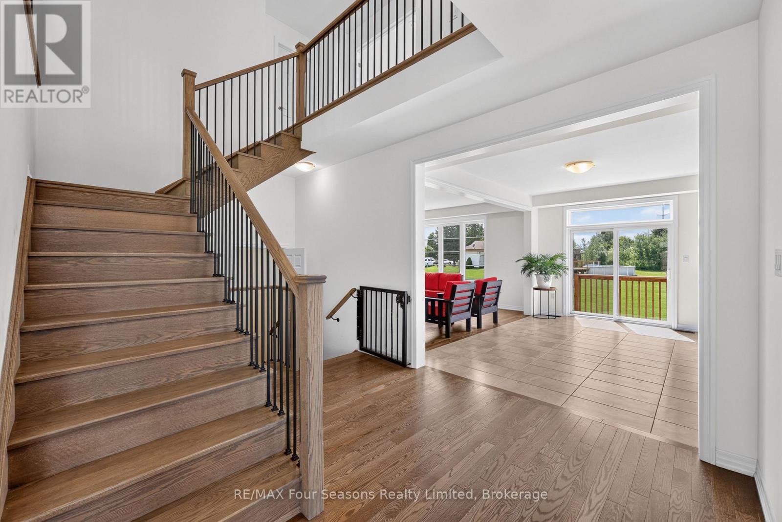 203 Coates Drive, Clearview (Stayner), Ontario  L0M 1S0 - Photo 12 - S13467204