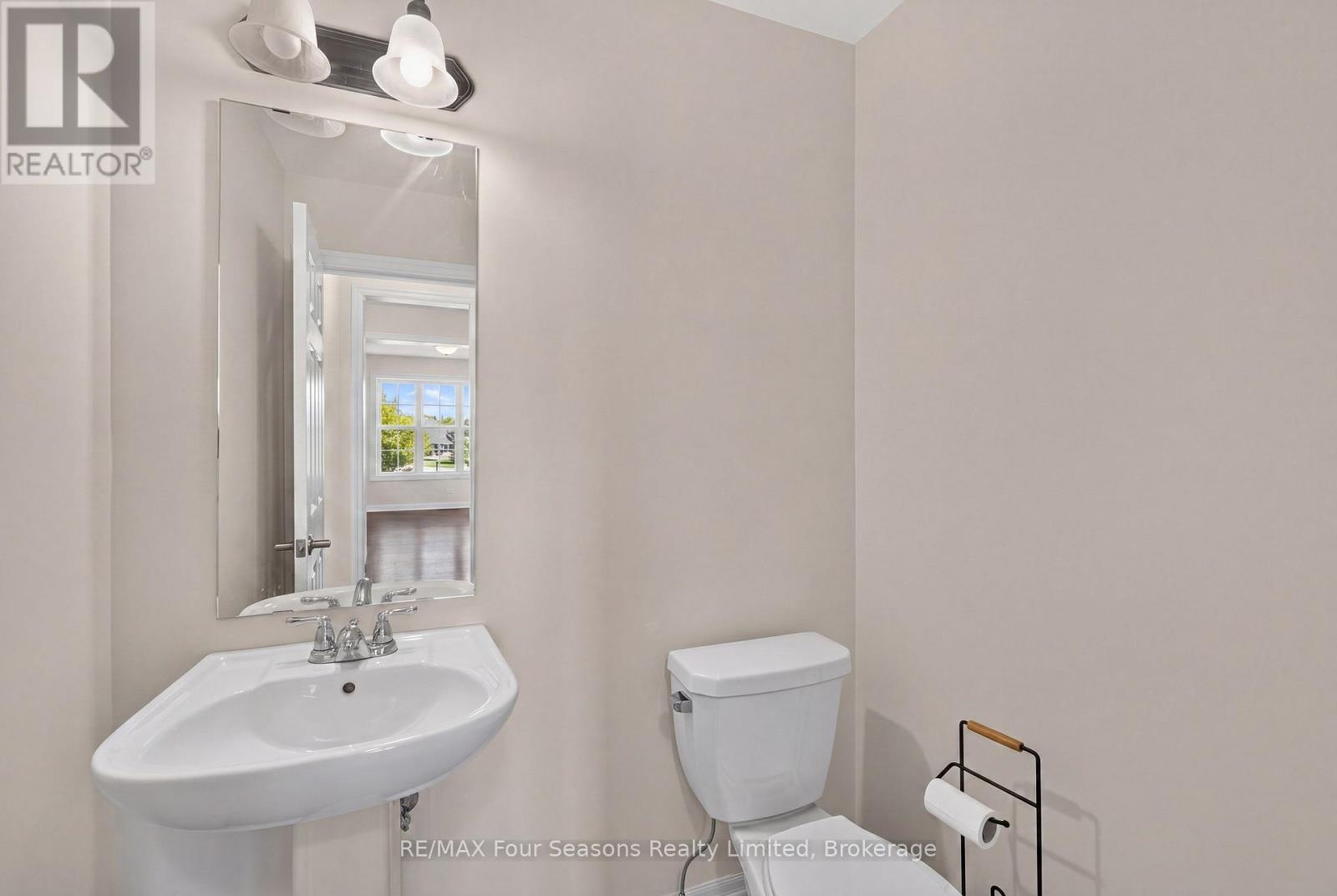 203 Coates Drive, Clearview (Stayner), Ontario  L0M 1S0 - Photo 22 - S13467204