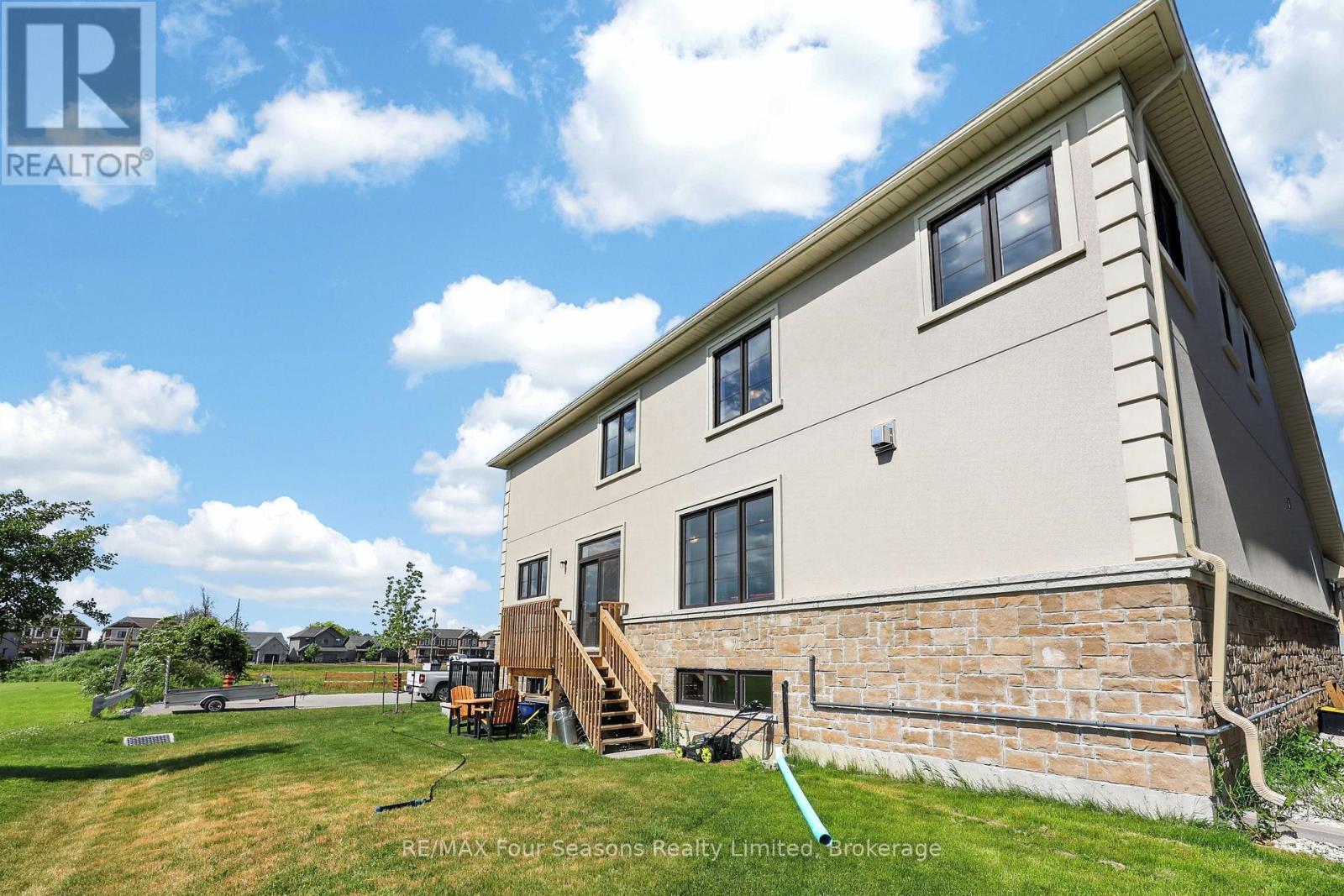 203 Coates Drive, Clearview (Stayner), Ontario  L0M 1S0 - Photo 42 - S13467204