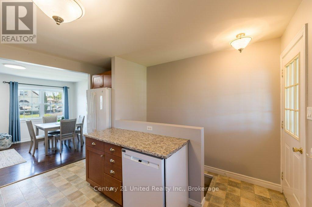 470 O'connell Road, Peterborough, Ontario  K9J 4C9 - Photo 9 - X13467258
