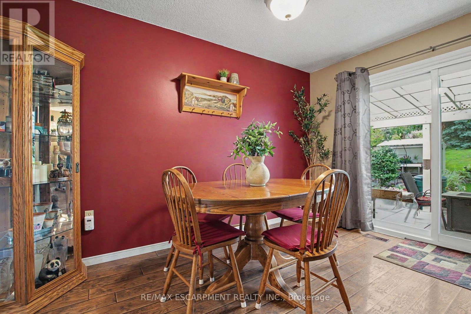 196 Guildwood Drive, Hamilton, Ontario  L9C 6S5 - Photo 12 - X13467056