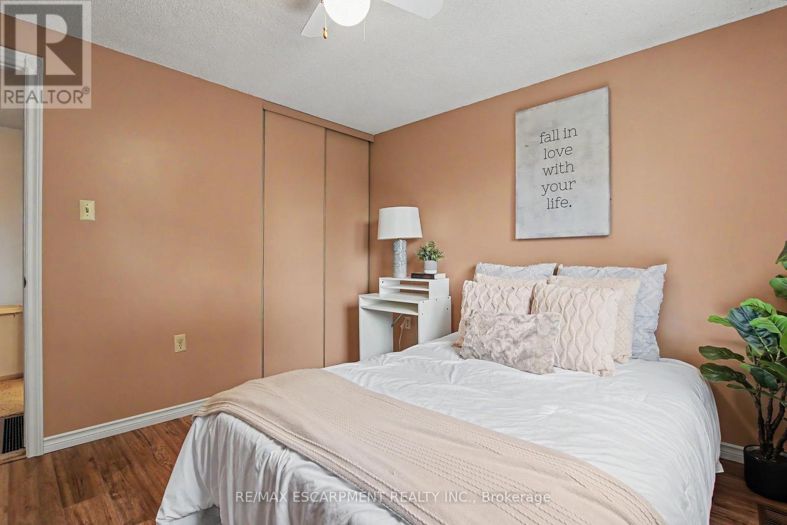 196 Guildwood Drive, Hamilton, Ontario  L9C 6S5 - Photo 19 - X13467056