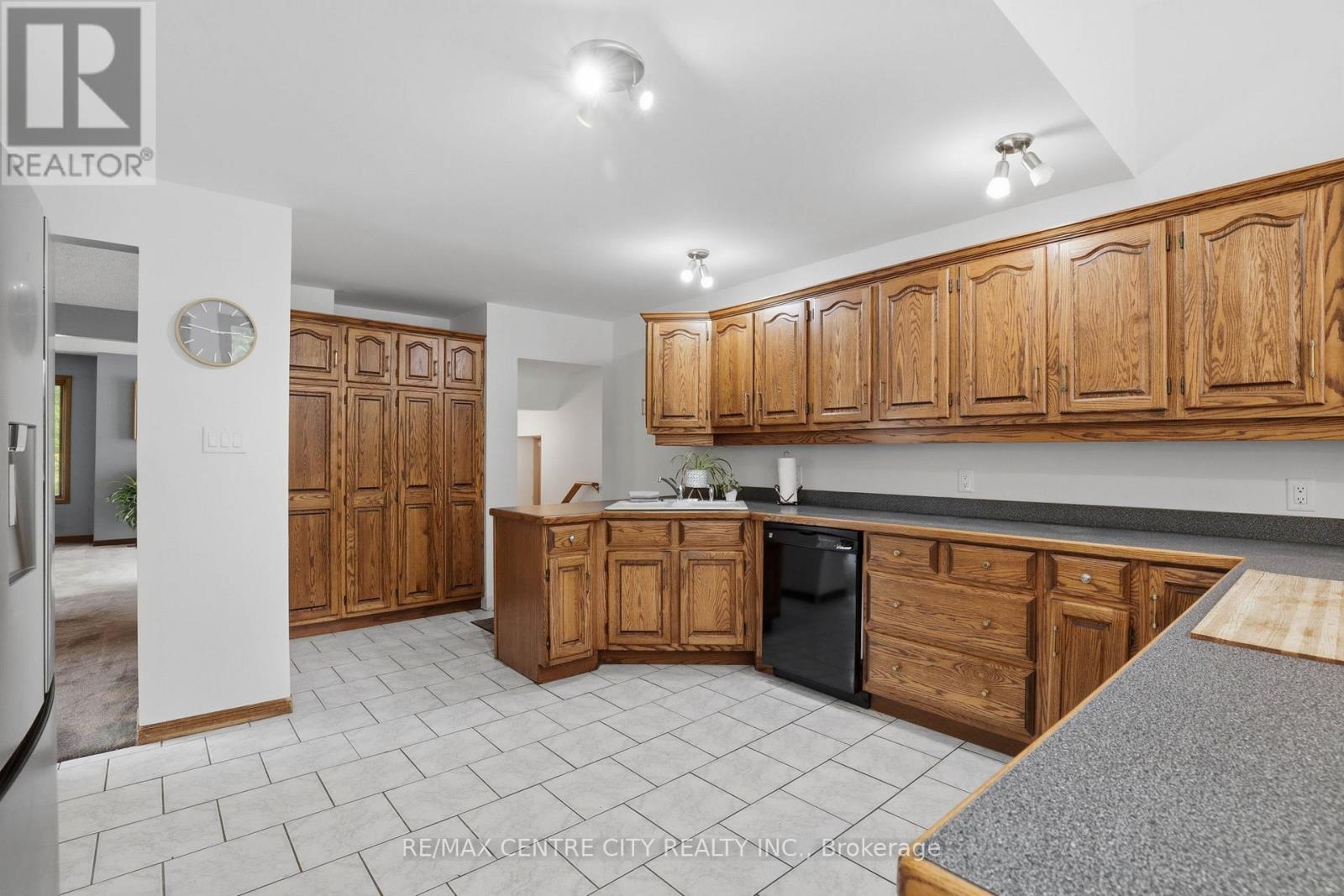 85 Stuart Street, London East, Ontario  N5Y 1S4 - Photo 7 - X13467386