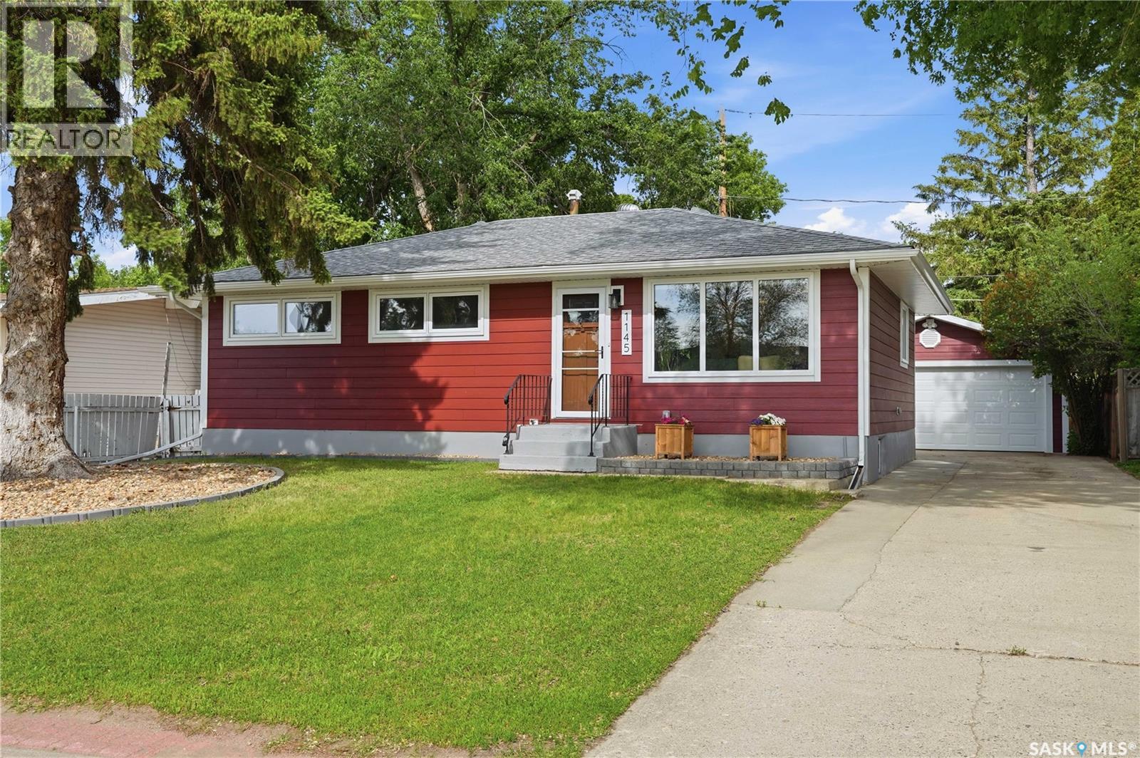 1145 Simpson AVENUE, moose jaw, Saskatchewan