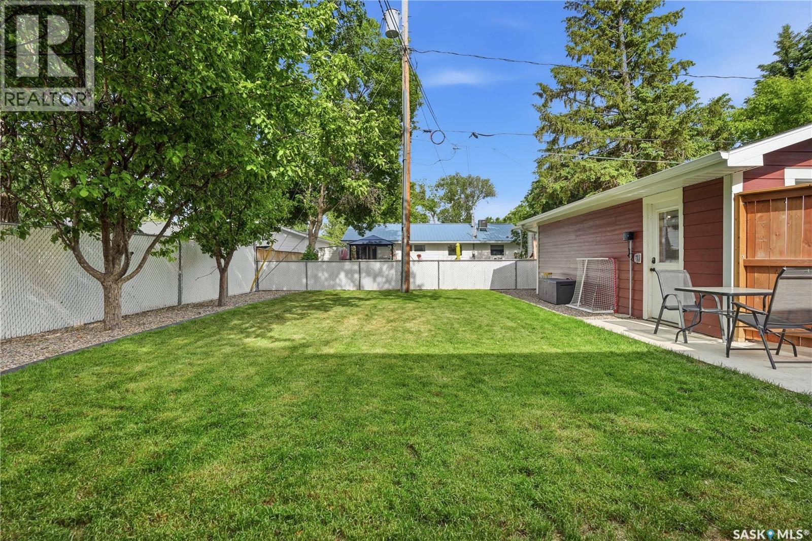 1145 Simpson Avenue, Moose Jaw, Saskatchewan  S6H 4M7 - Photo 40 - SK039867