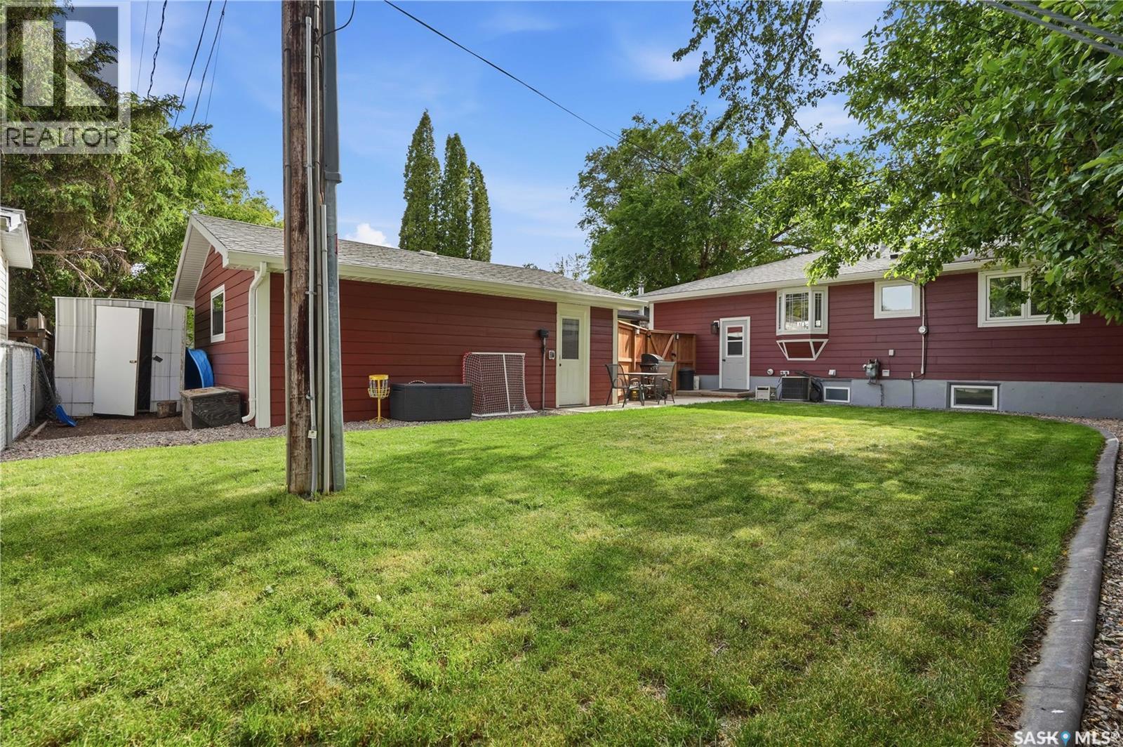 1145 Simpson Avenue, Moose Jaw, Saskatchewan  S6H 4M7 - Photo 42 - SK039867