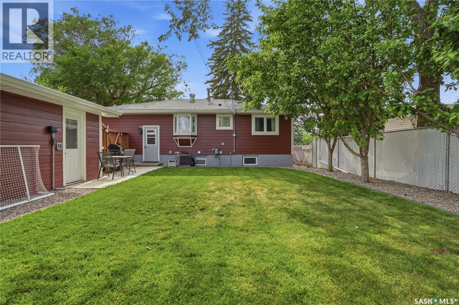 1145 Simpson Avenue, Moose Jaw, Saskatchewan  S6H 4M7 - Photo 43 - SK039867