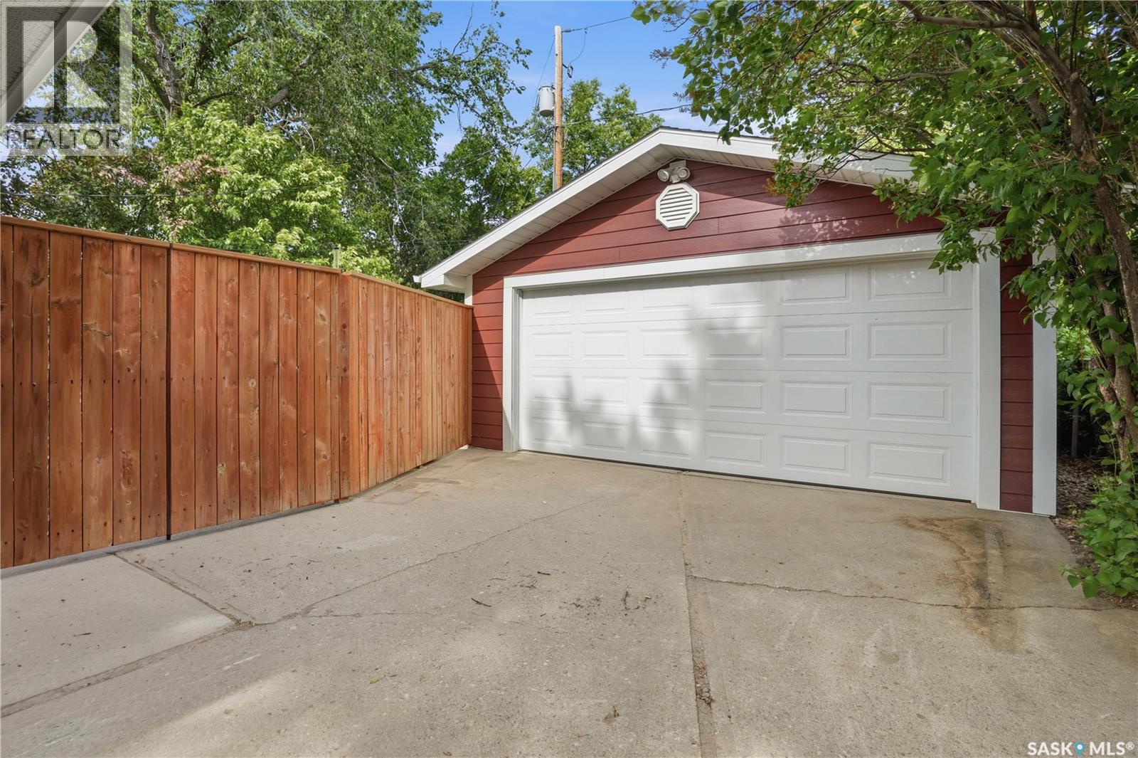1145 Simpson Avenue, Moose Jaw, Saskatchewan  S6H 4M7 - Photo 44 - SK039867