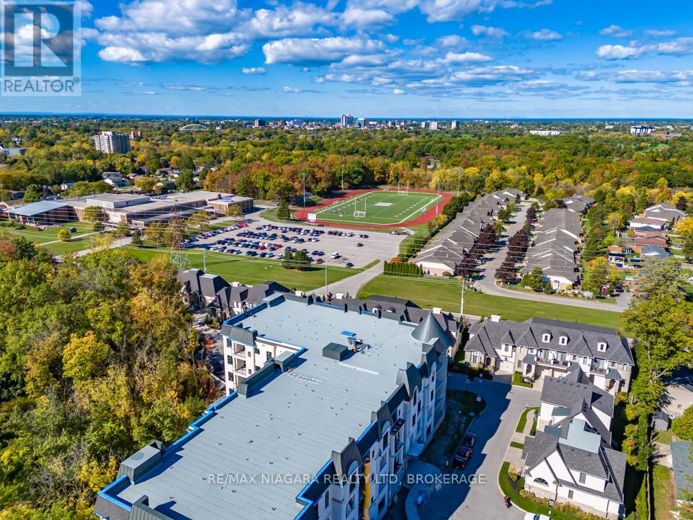 15 Arbourvale Common Road, St. Catharines (Glendale/glenridge), Ontario  L2T 3B7 - Photo 38 - X13467316
