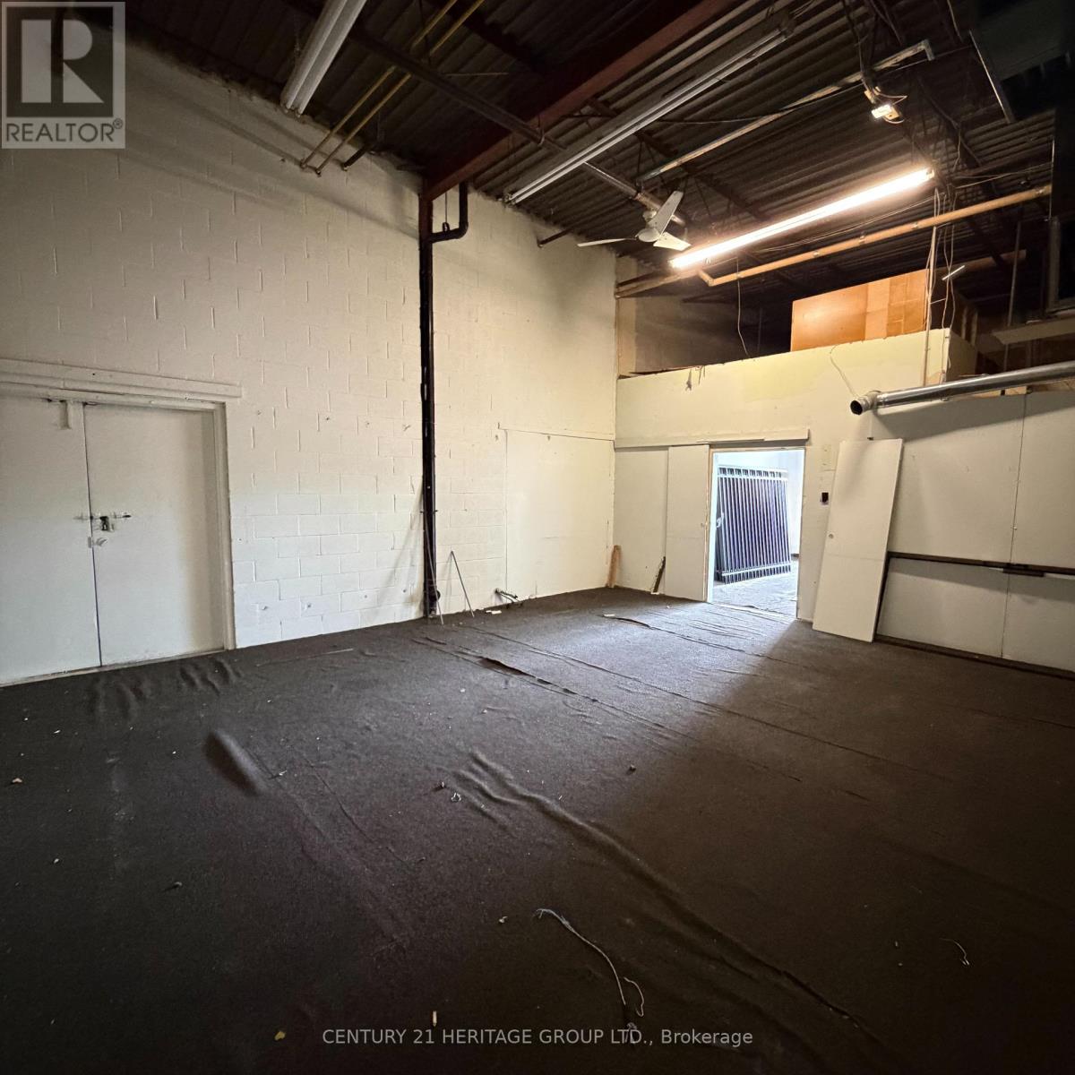 40 - 4544 Dufferin Street, Toronto, Ontario  M3H 5X2 - Photo 2 - W13224060