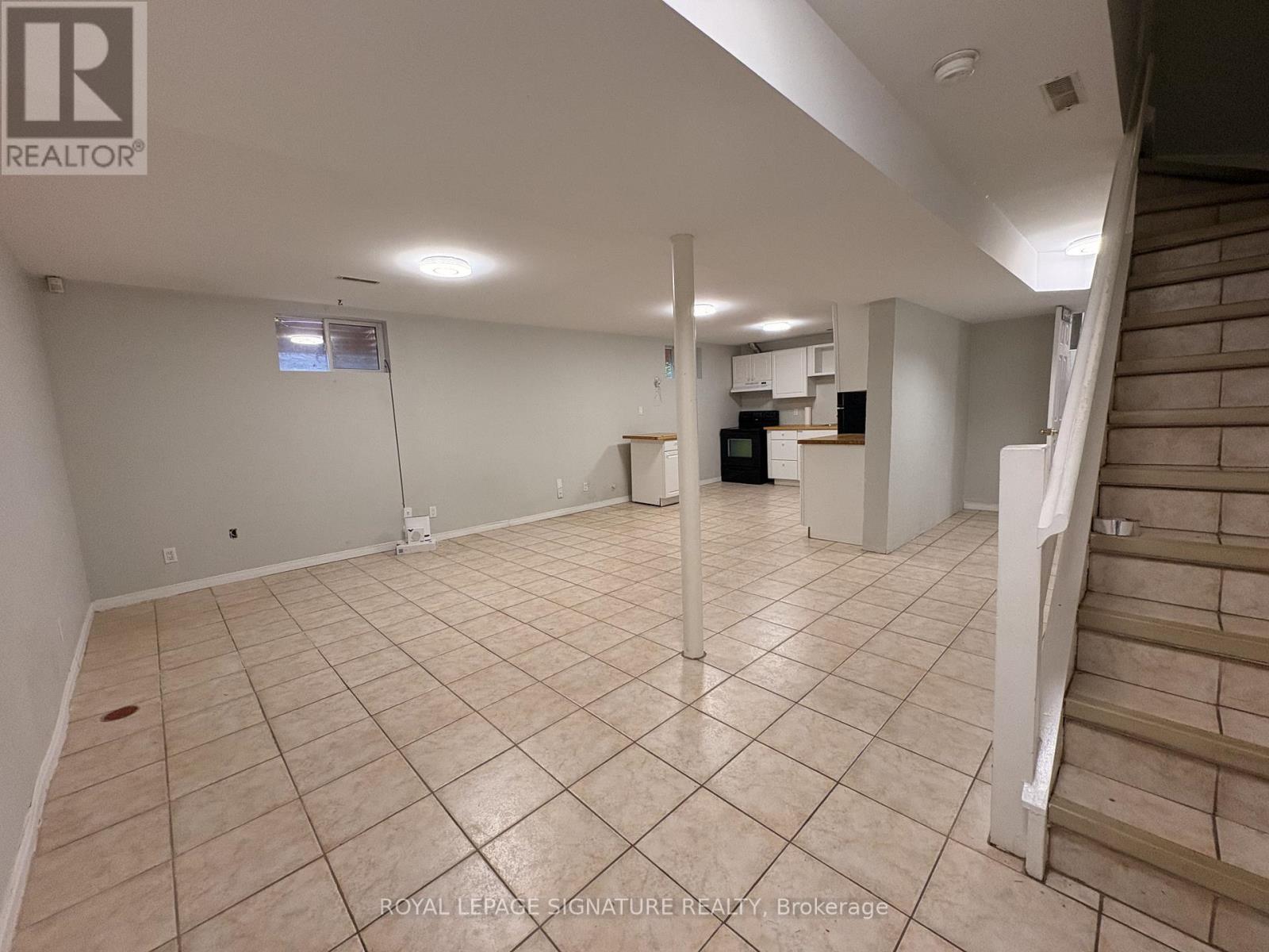 Bsmt - 885 Runningbrook Drive, Mississauga, Ontario  L4Y 2S4 - Photo 9 - W13102326