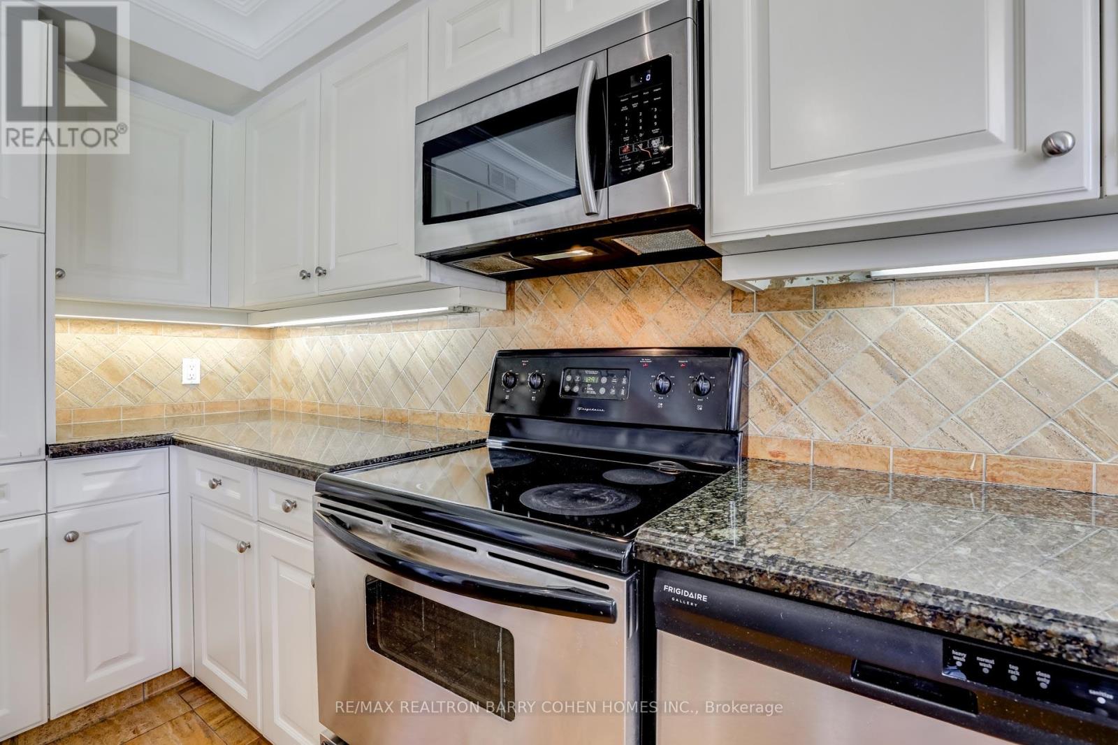 9 Sonata Crescent, Toronto, Ontario  M3B 2C3 - Photo 12 - C13467180