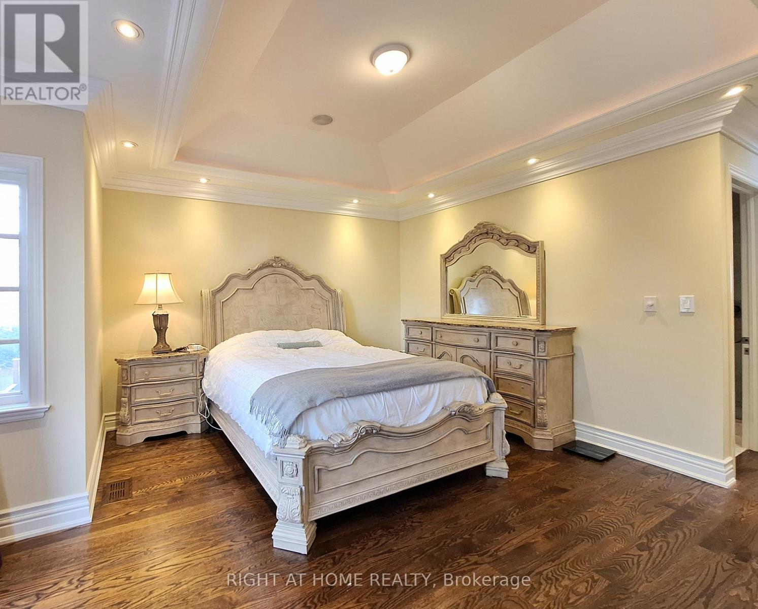378 Douglas Avenue, Toronto, Ontario  M5M 1H4 - Photo 22 - C13467222