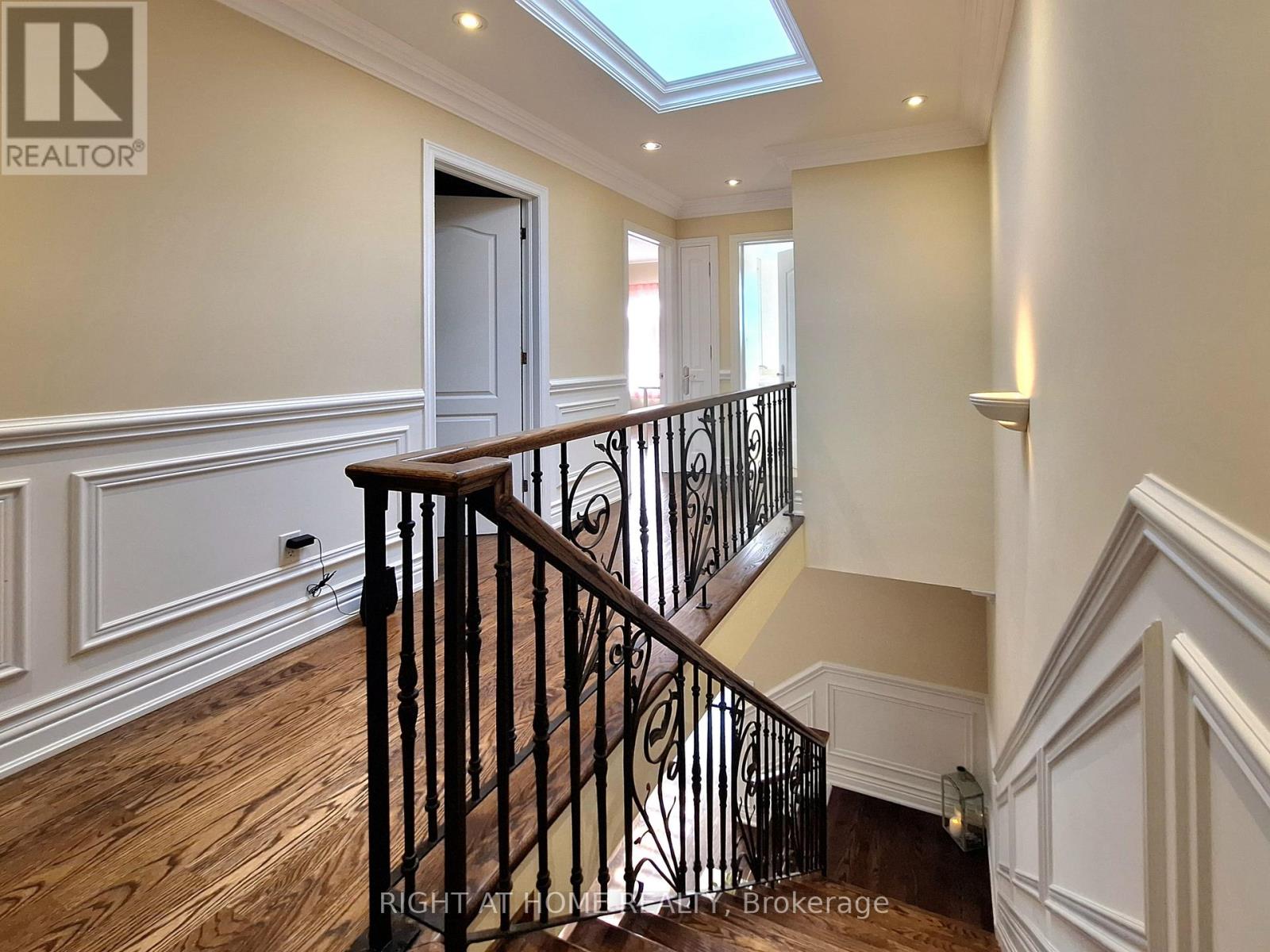378 Douglas Avenue, Toronto, Ontario  M5M 1H4 - Photo 27 - C13467222