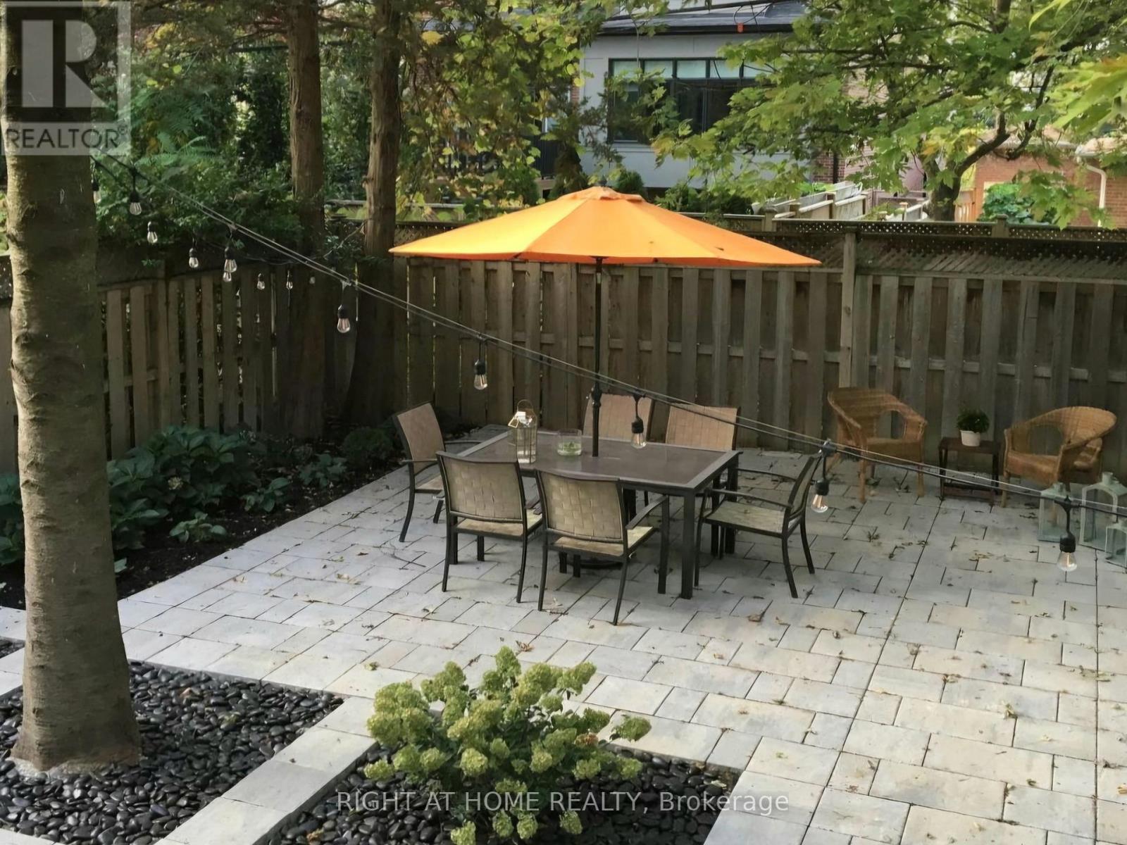 378 Douglas Avenue, Toronto, Ontario  M5M 1H4 - Photo 30 - C13467222