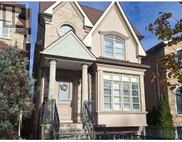 378 DOUGLAS AVENUE, Toronto, Ontario