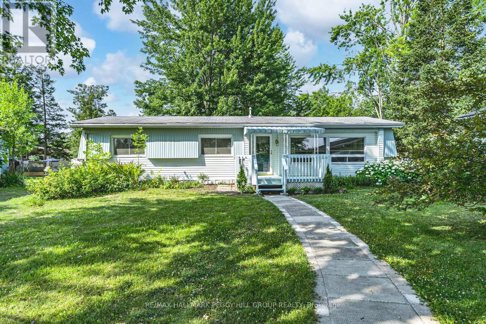 85 HAWTHORNE DRIVE, Innisfil, Ontario