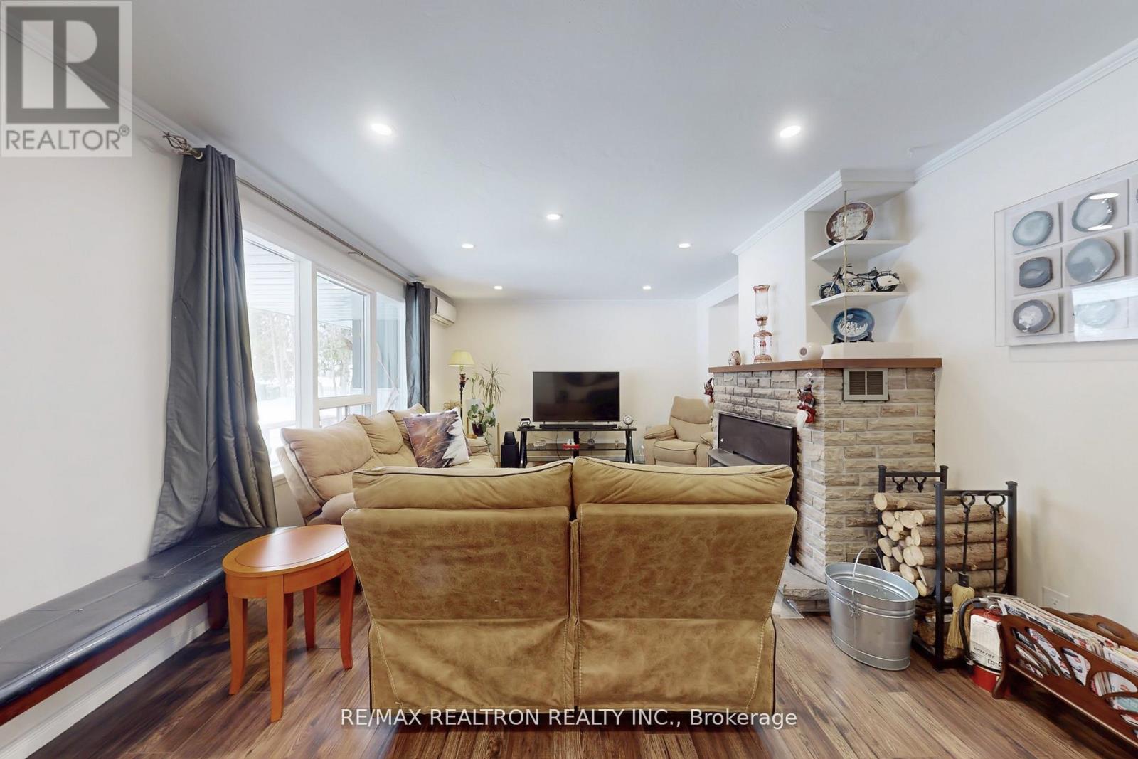 2807 25th Side Road, Innisfil, Ontario  L9S 3T2 - Photo 6 - N13467406