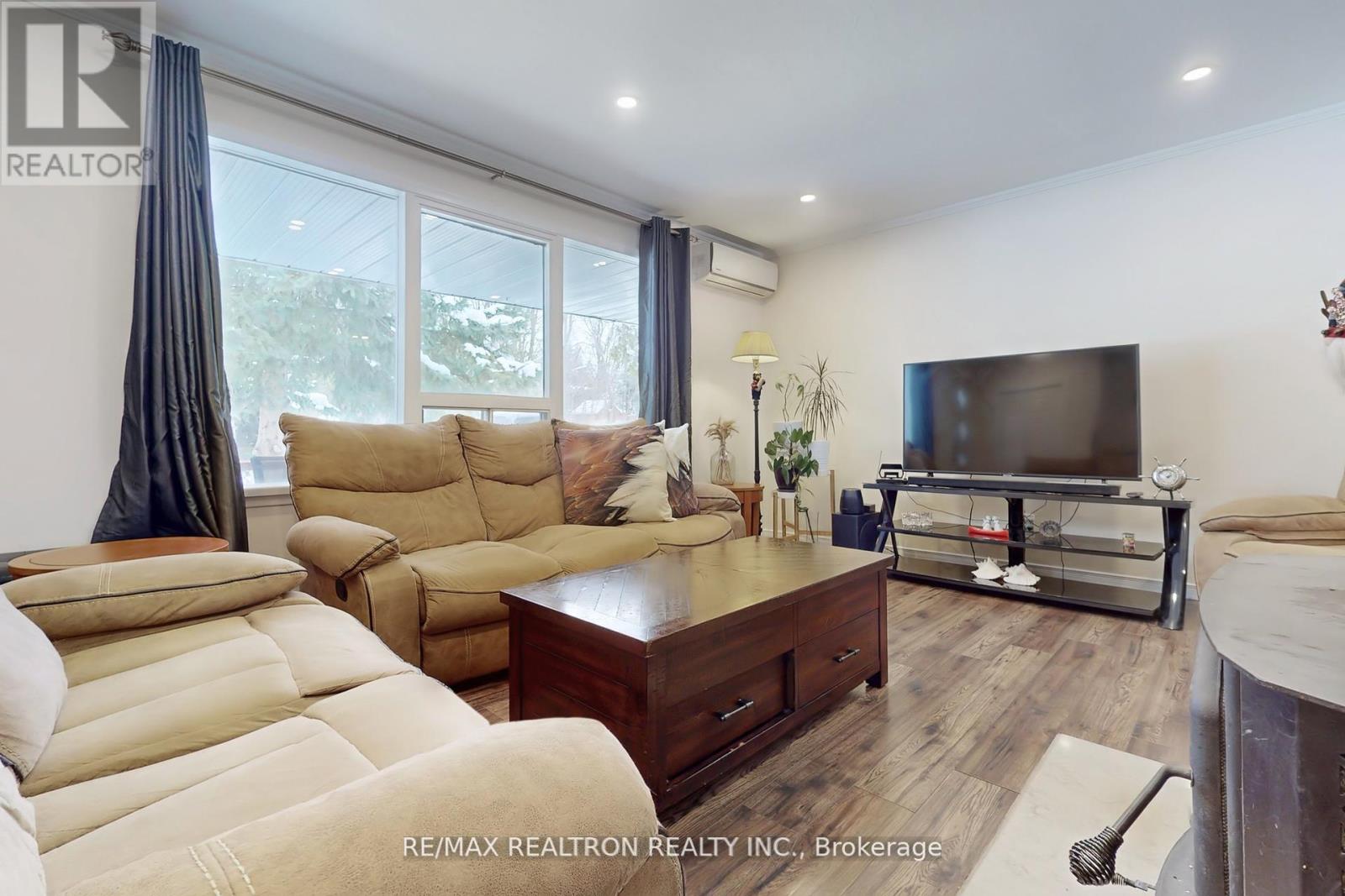 2807 25th Side Road, Innisfil, Ontario  L9S 3T2 - Photo 9 - N13467406