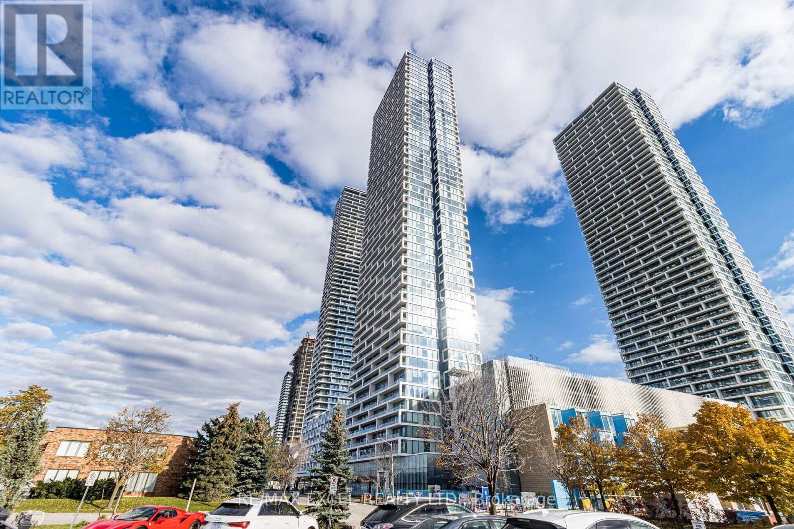 1206 - 898 PORTAGE PARKWAY, Vaughan, Ontario