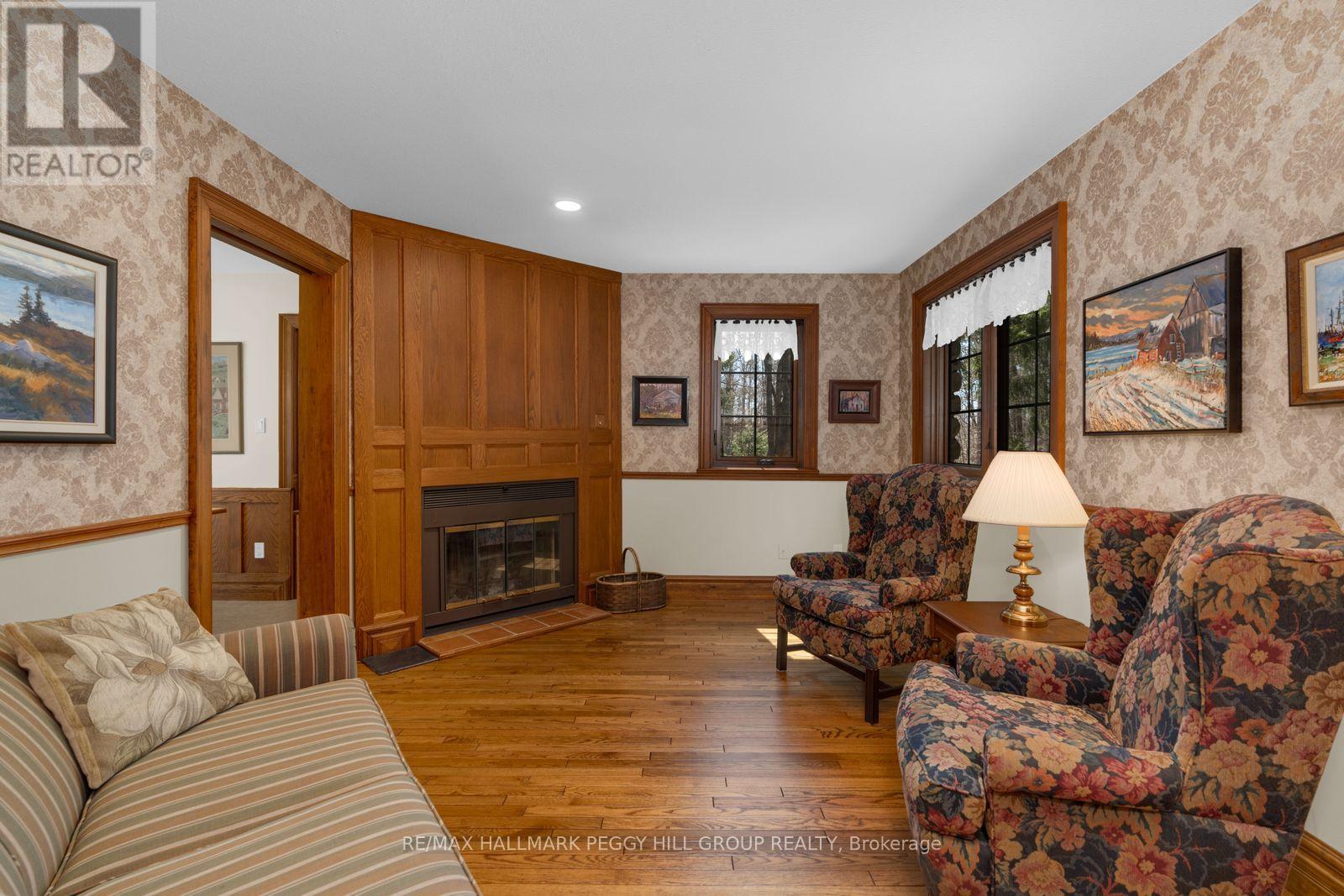26 Cathedral Pines Road, Oro-Medonte (Horseshoe Valley), Ontario  L4M 4Y8 - Photo 10 - S13467448