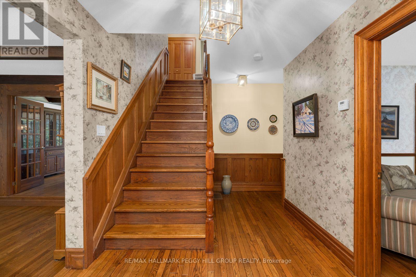 26 Cathedral Pines Road, Oro-Medonte (Horseshoe Valley), Ontario  L4M 4Y8 - Photo 13 - S13467448