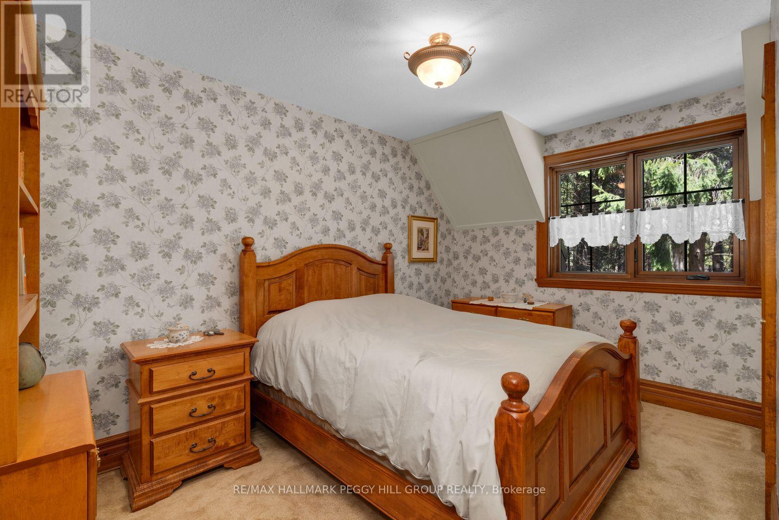 26 Cathedral Pines Road, Oro-Medonte (Horseshoe Valley), Ontario  L4M 4Y8 - Photo 19 - S13467448