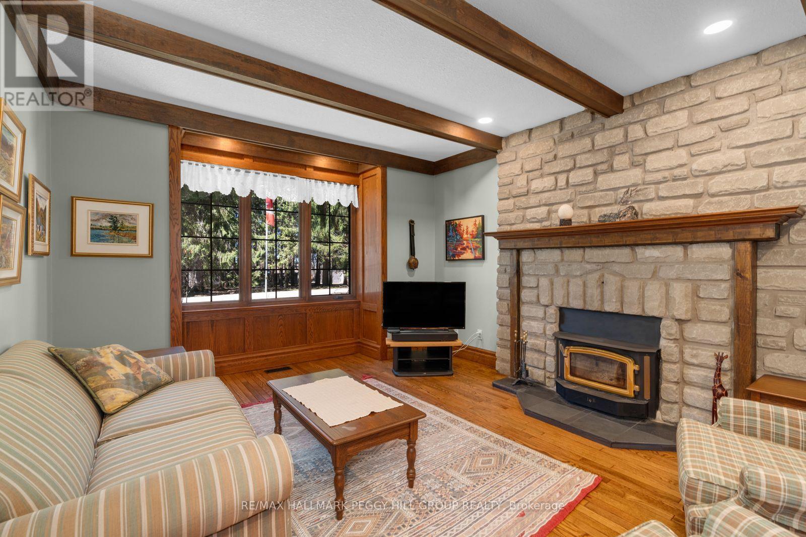 26 Cathedral Pines Road, Oro-Medonte (Horseshoe Valley), Ontario  L4M 4Y8 - Photo 4 - S13467448