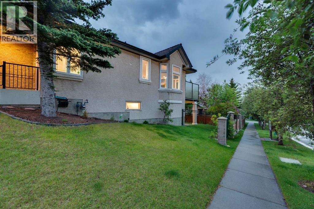 5 Royal Crest Terrace Nw, Calgary, Alberta  T3G 4M3 - Photo 45 - A2321634