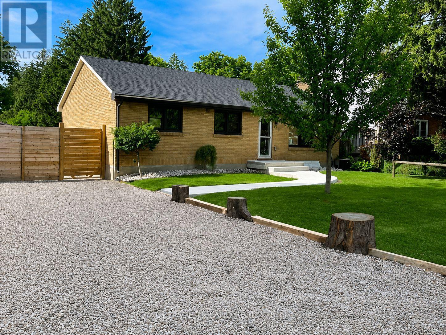 1313 Springbank Avenue, London South, Ontario  N6K 1Z9 - Photo 2 - X13467622