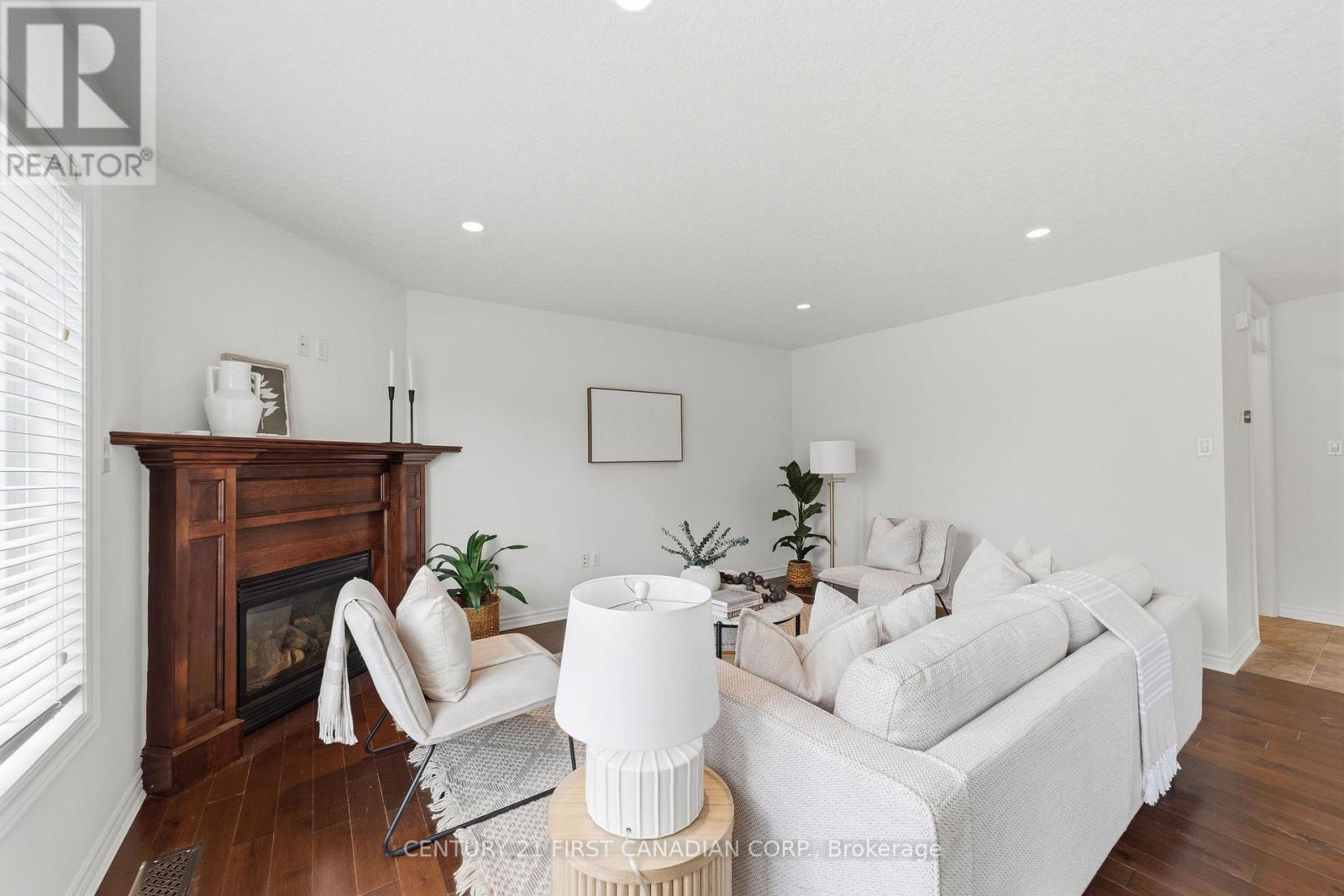 126 Radcliffe Crescent, Lucan Biddulph, Ontario  N0M 2J0 - Photo 11 - X13467644
