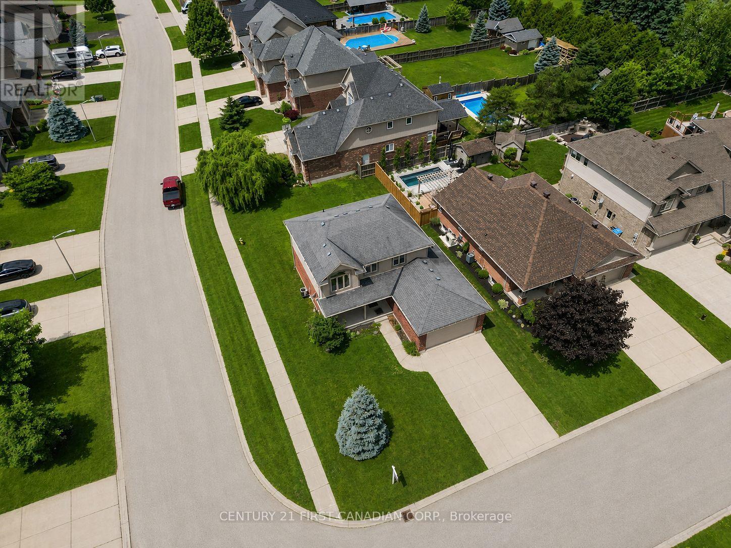126 Radcliffe Crescent, Lucan Biddulph, Ontario  N0M 2J0 - Photo 37 - X13467644