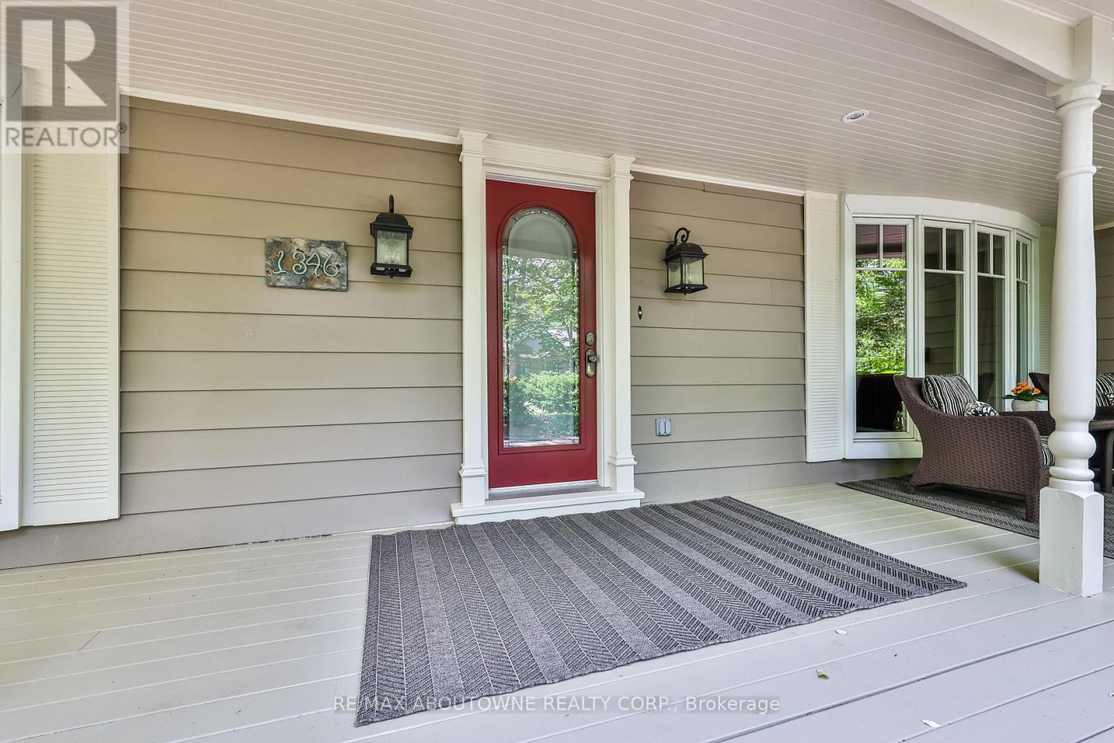 1346 Whiteoaks Avenue, Mississauga, Ontario  L5J 3C3 - Photo 7 - W13467202