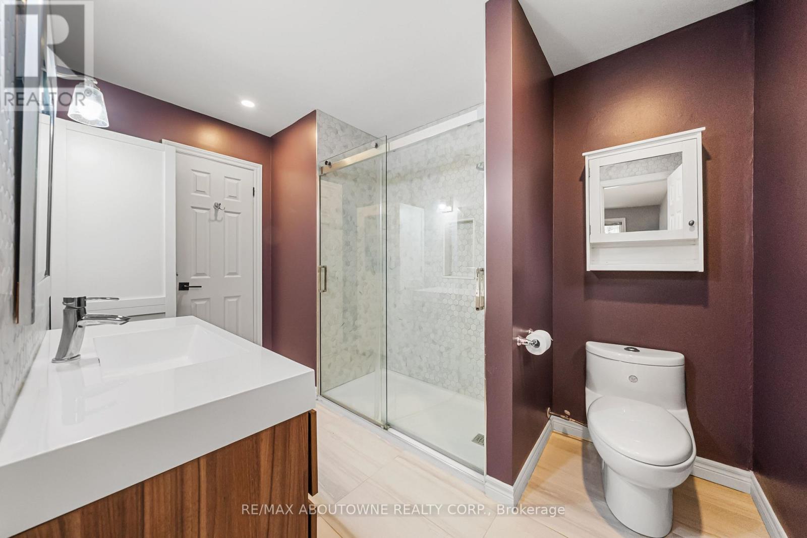 166 Castle Crescent, Oakville, Ontario  L6J 5H3 - Photo 21 - W13467314