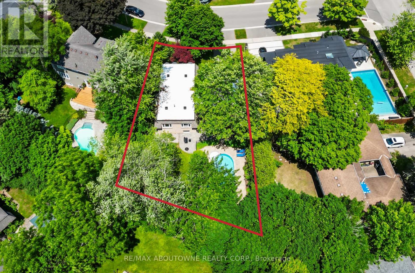 166 Castle Crescent, Oakville, Ontario  L6J 5H3 - Photo 37 - W13467314
