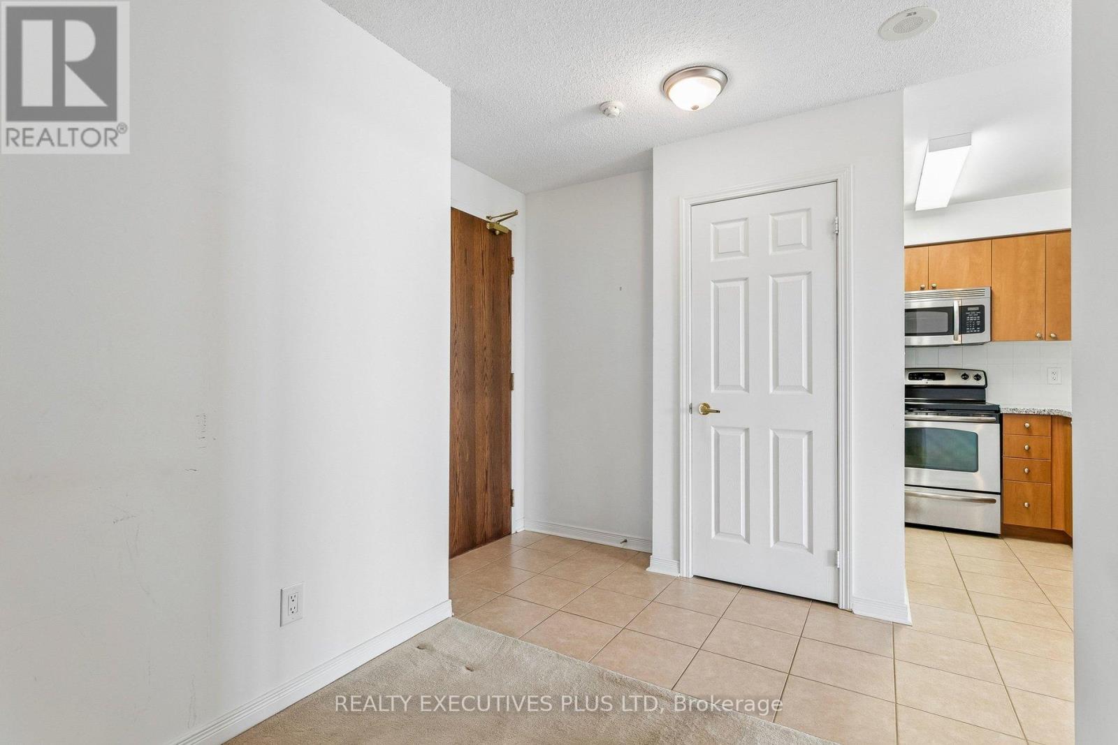 1902 - 4850 Glen Erin Drive, Mississauga, Ontario  L5M 7S1 - Photo 9 - W13467392