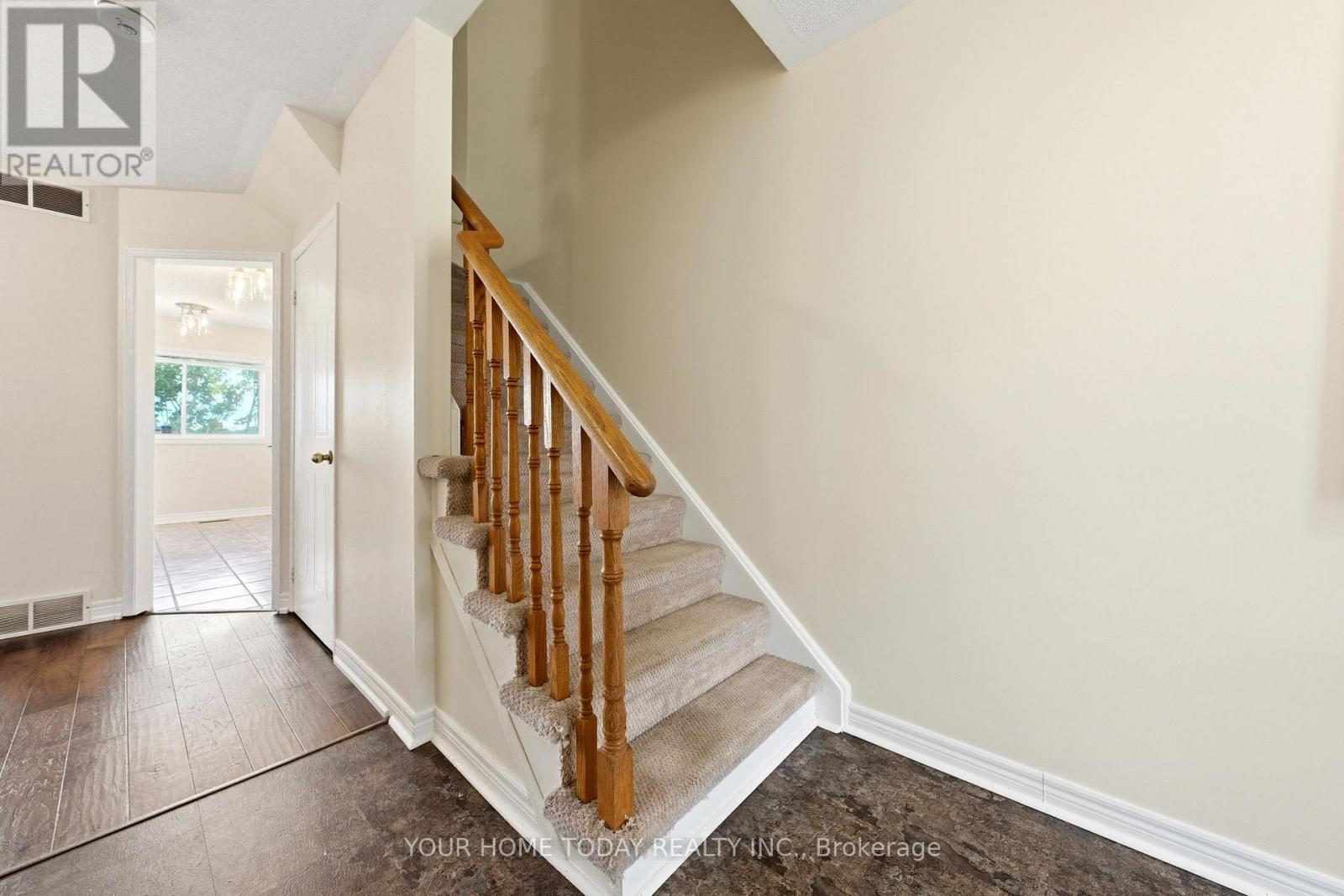 29 Corey Circle, Halton Hills, Ontario  L7G 5L7 - Photo 18 - W13467444