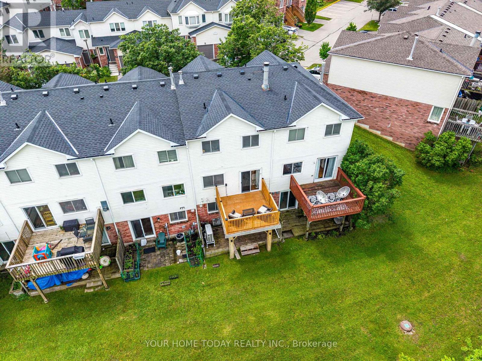 29 Corey Circle, Halton Hills, Ontario  L7G 5L7 - Photo 35 - W13467444