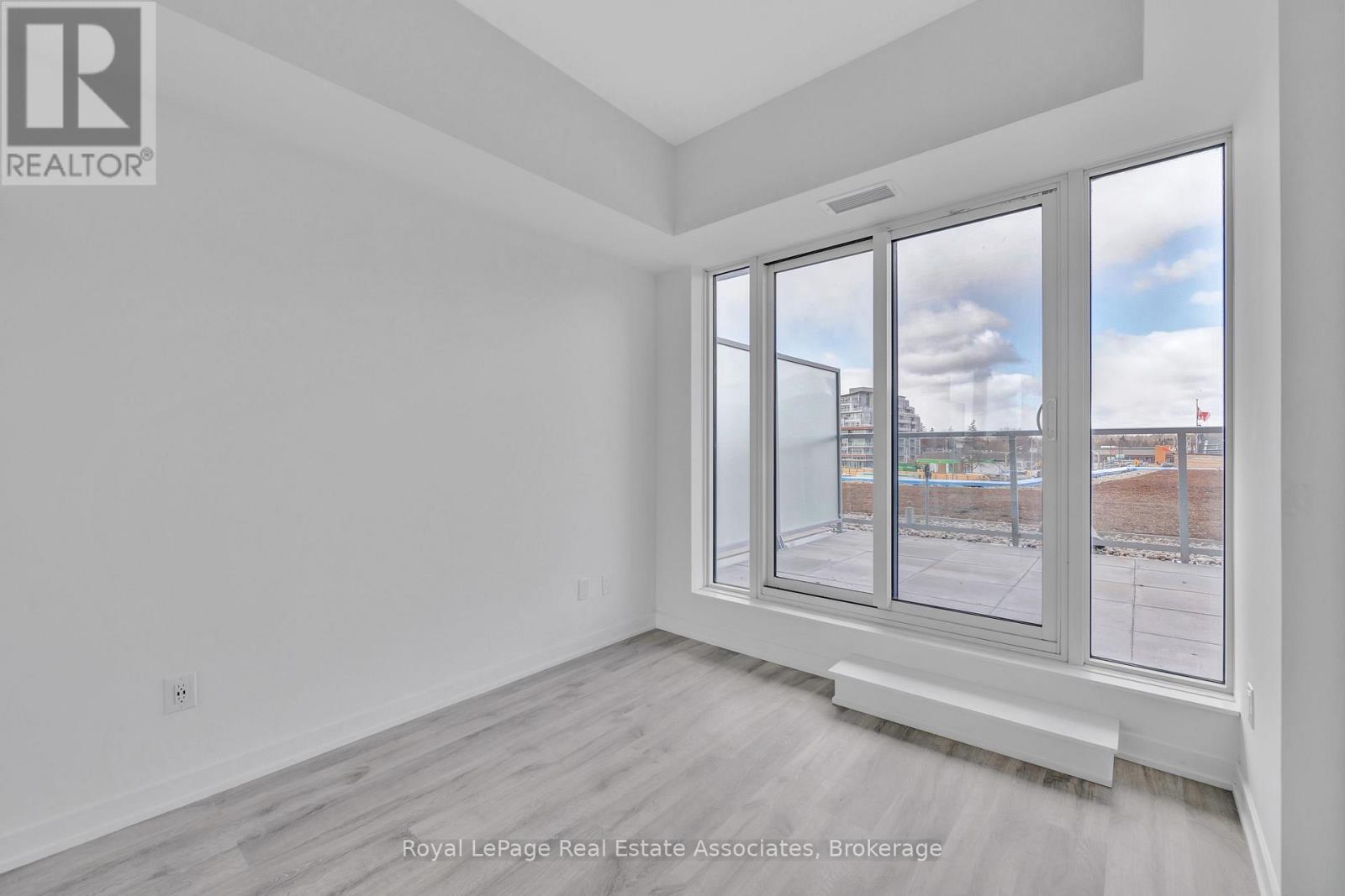 324 - 220 Missinnihe Way, Mississauga, Ontario  L5H 0A9 - Photo 23 - W13467458