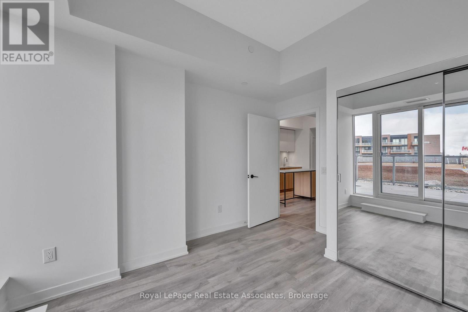 324 - 220 Missinnihe Way, Mississauga, Ontario  L5H 0A9 - Photo 27 - W13467458
