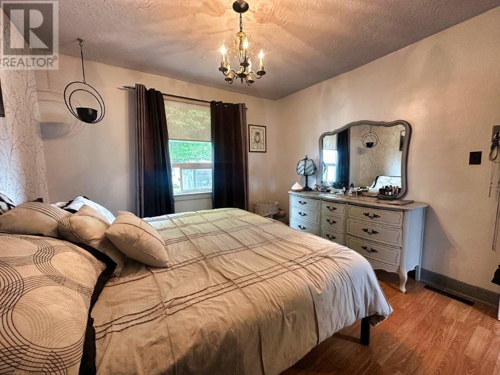 242 Empire Ave, Thunder Bay, Ontario  P7E 4R5 - Photo 13 - TB2601598