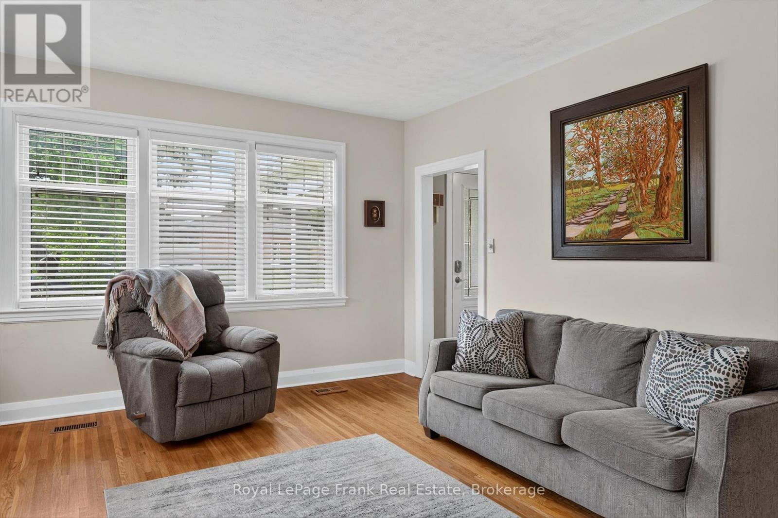217 Mcclennan Street, Peterborough, Ontario  K9H 5H8 - Photo 6 - X13467212