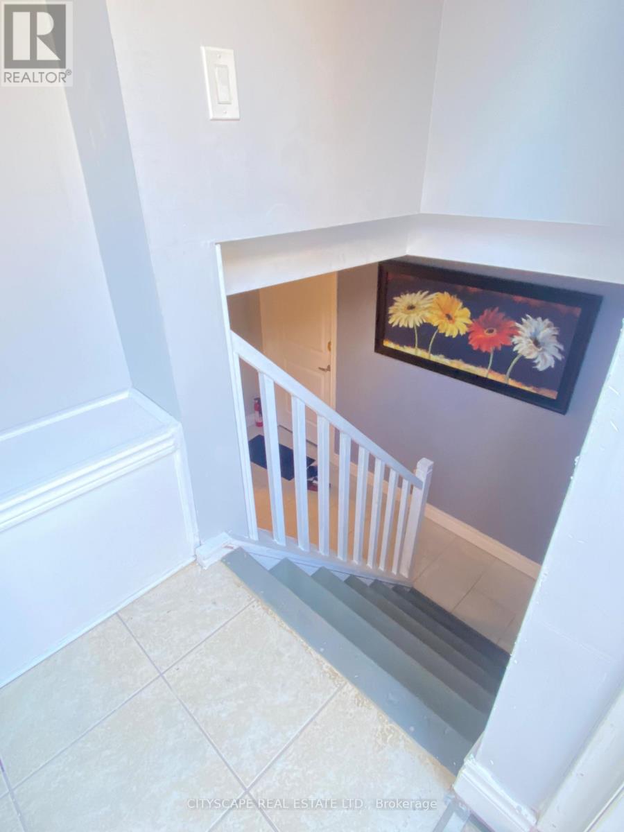 Bsmt A - 135 Bonham Bsmt Boulevard, Mississauga, Ontario  L5M 1C8 - Photo 5 - W13467404