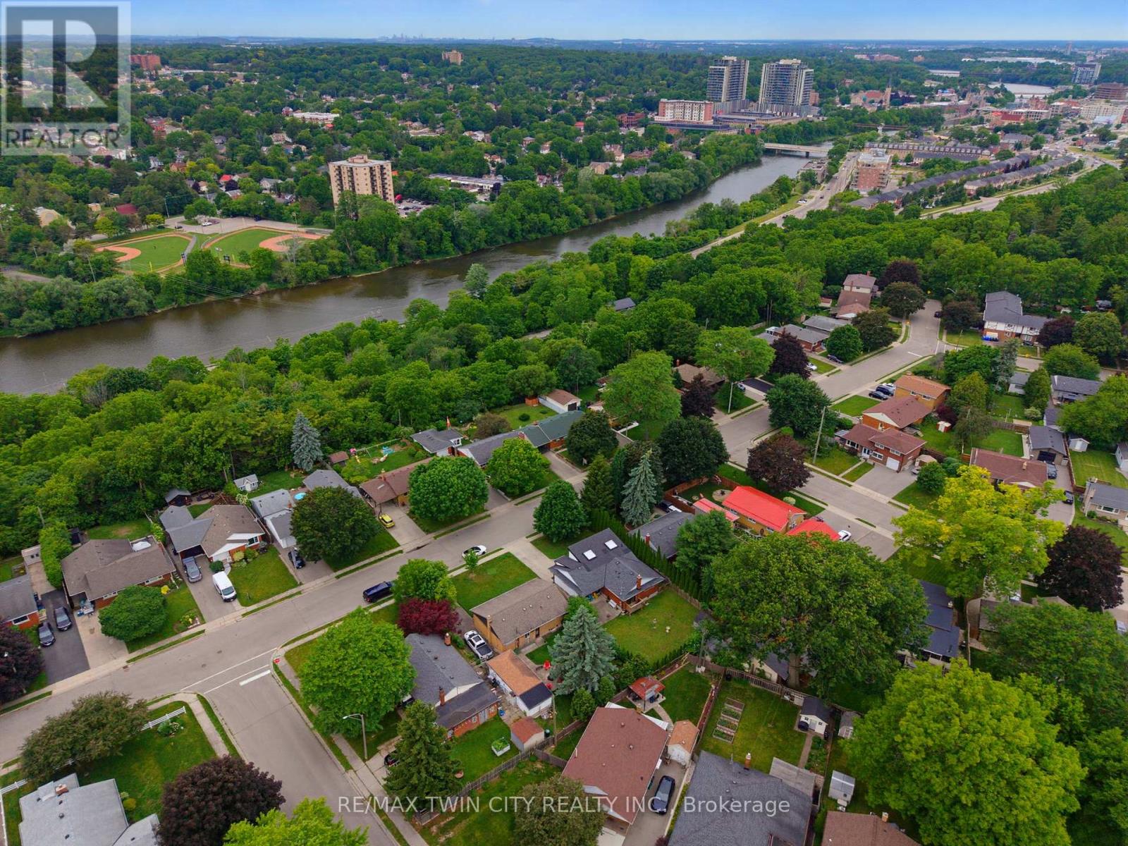 42 Highman Avenue, Cambridge, Ontario  N1R 3L7 - Photo 36 - X13467214