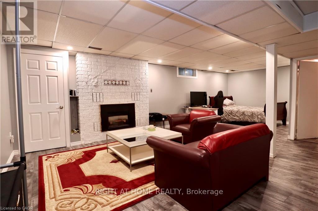 432 Heritage Drive, Kitchener, Ontario  N2B 3M9 - Photo 8 - X13467252