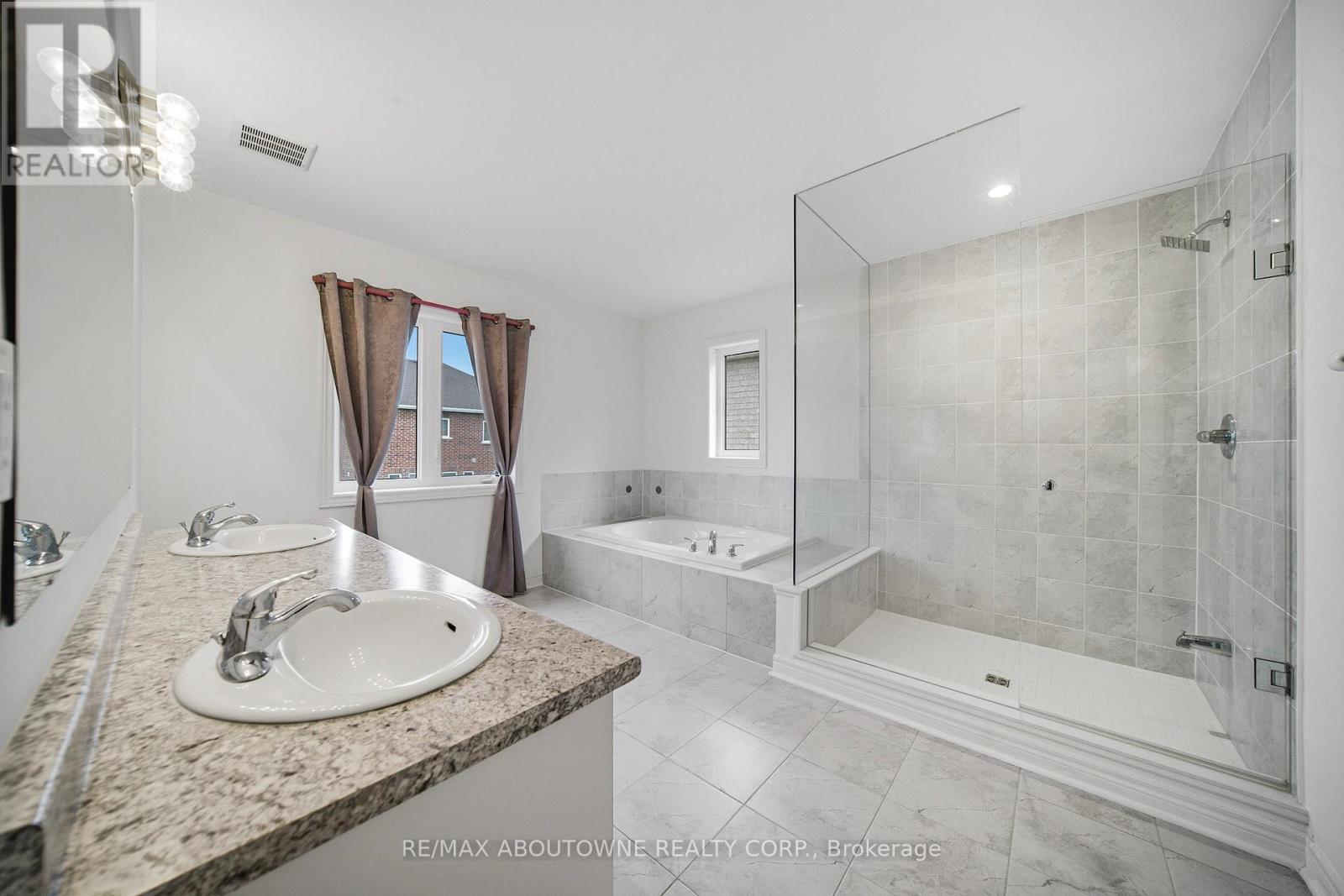 12 Oldham Avenue, Brant, Ontario  N3L 0G7 - Photo 23 - X13467286