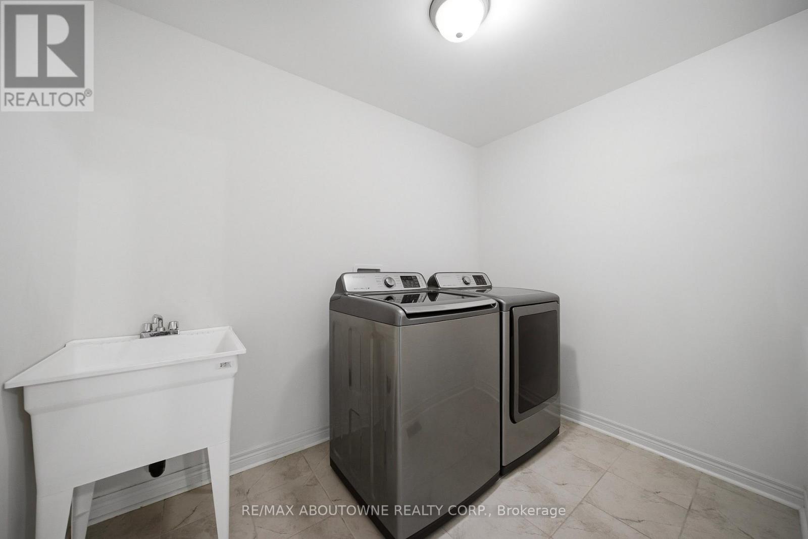 12 Oldham Avenue, Brant, Ontario  N3L 0G7 - Photo 27 - X13467286