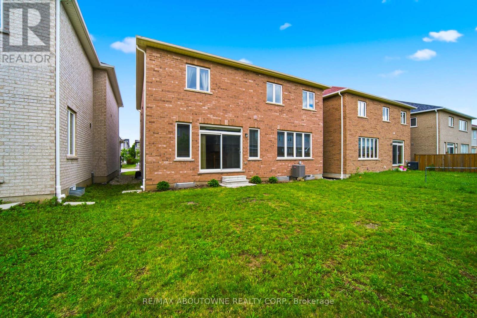 12 Oldham Avenue, Brant, Ontario  N3L 0G7 - Photo 29 - X13467286