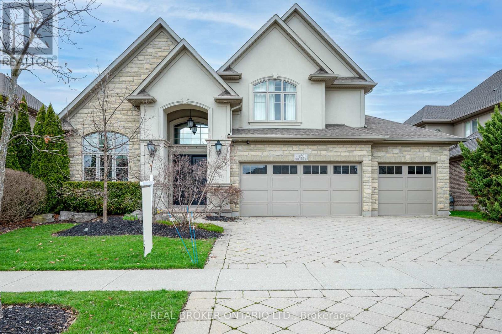 459 DEER RIDGE DRIVE, Kitchener, Ontario